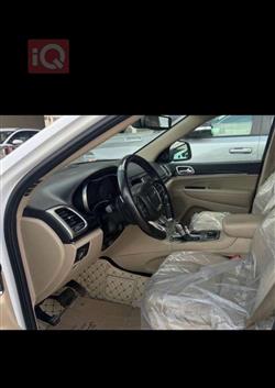 جیپ گراند شیرۆکی